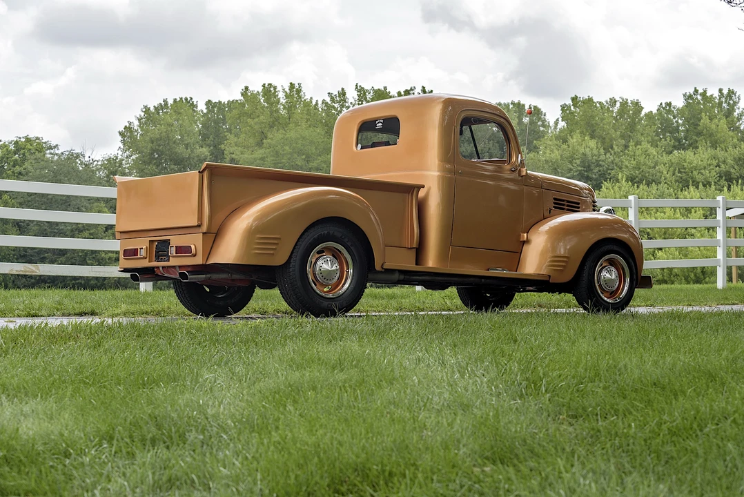 1946 Dodge T/V/W Series - Image 9 of 31