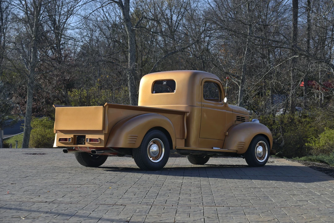 1946 Dodge T/V/W Series - Image 10 of 31