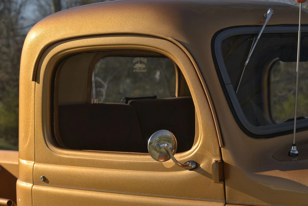 1946 Dodge T/V/W Series - Image 25 of 31