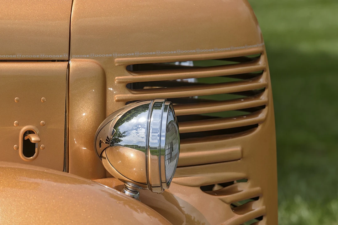 1946 Dodge T/V/W Series - Image 25 of 31