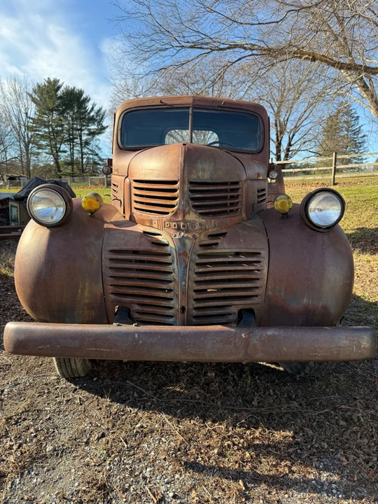 1946 Dodge T/V/W Series - Image 15 of 17