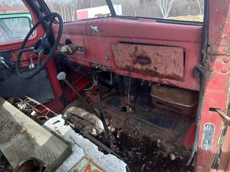 1946 Dodge T/V/W Series - Image 11 of 17