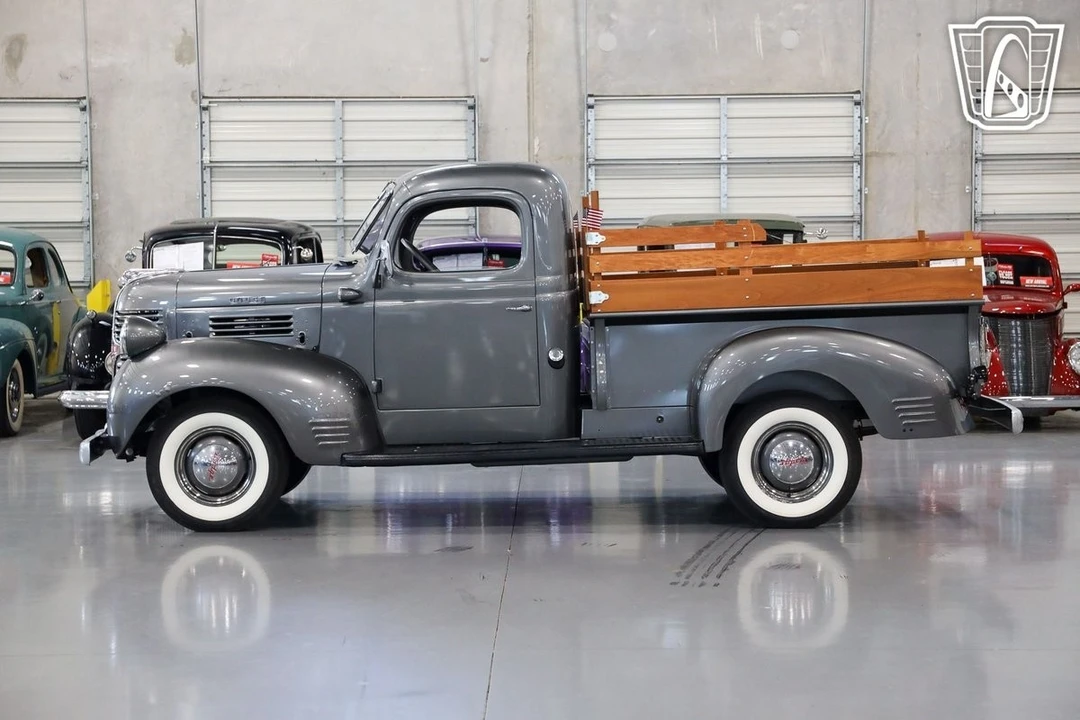 1946 Dodge T/V/W Series - Image 12 of 12
