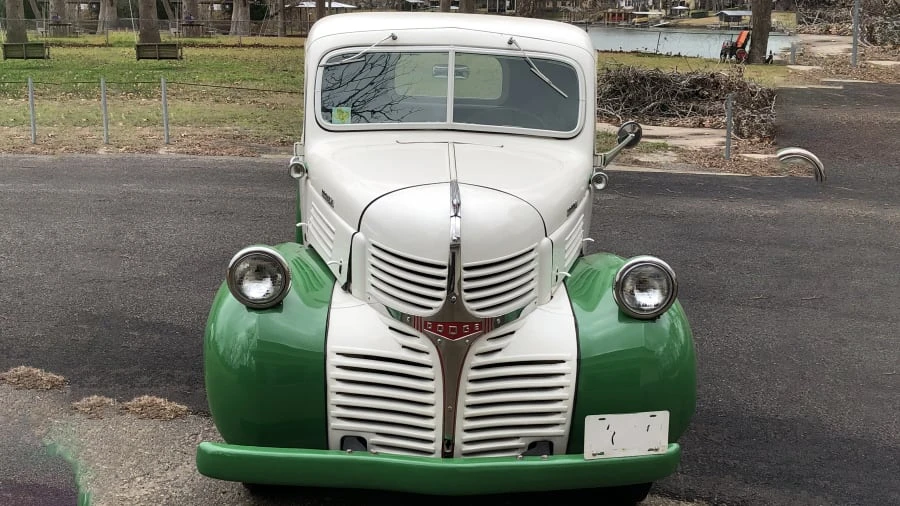 1946 Dodge T/V/W Series - Image 2 of 7