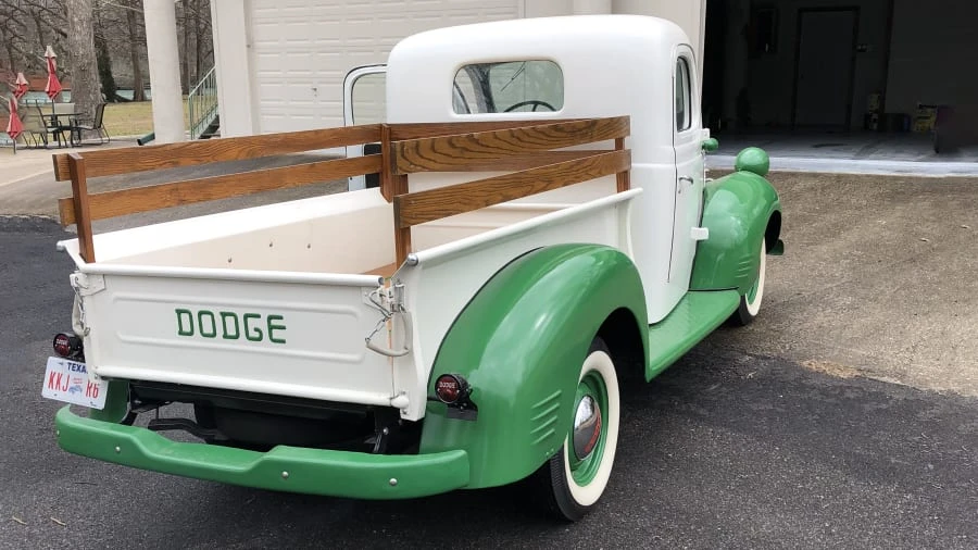 1946 Dodge T/V/W Series - Image 3 of 7