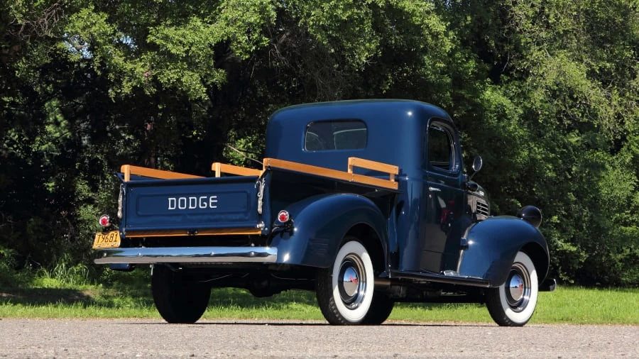 1946 Dodge T/V/W Series - Image 3 of 12
