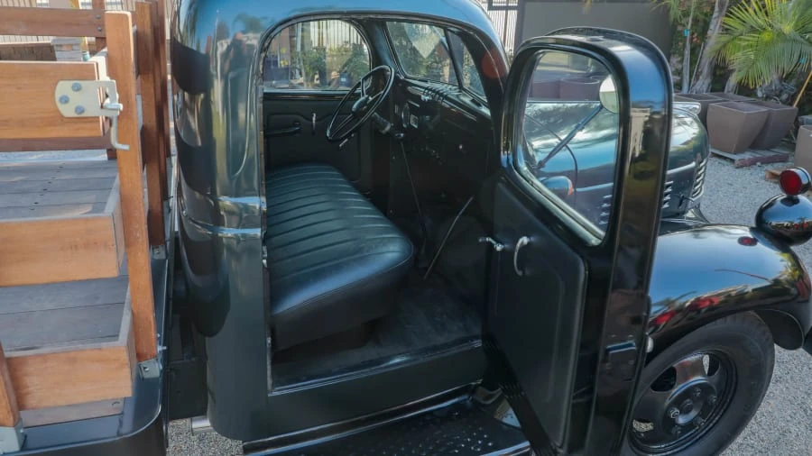 1946 Dodge T/V/W Series - Image 5 of 31