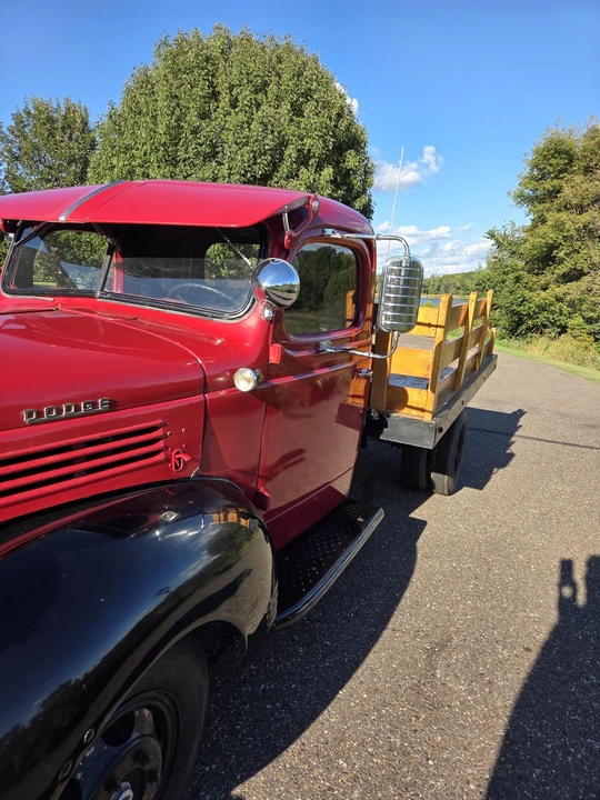 1946 Dodge T/V/W Series - Image 10 of 31