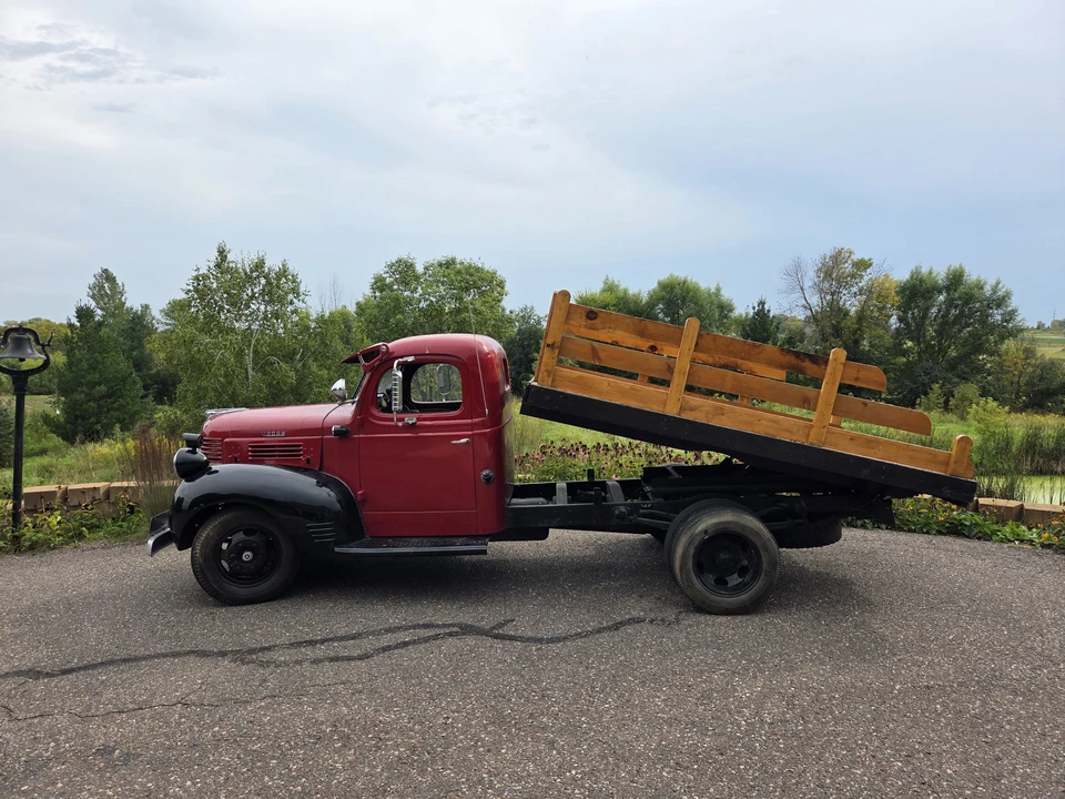 1946 Dodge T/V/W Series - Image 6 of 31