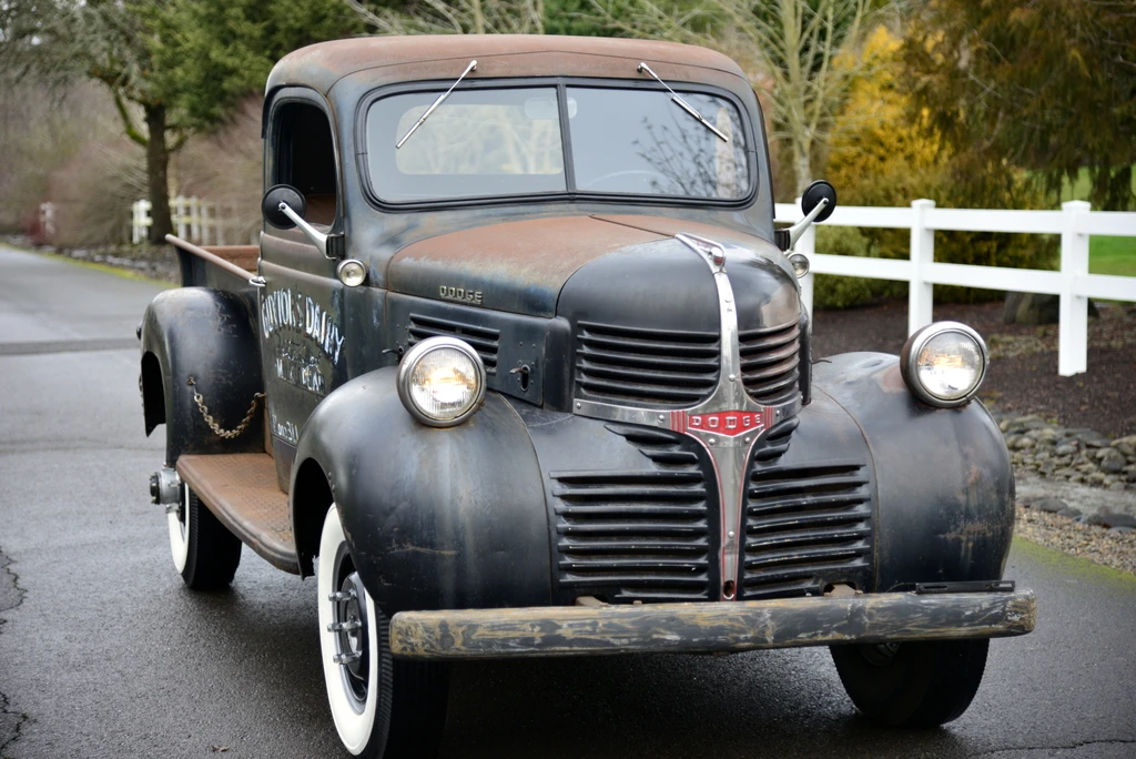 1946 Dodge T/V/W Series - Image 2 of 31