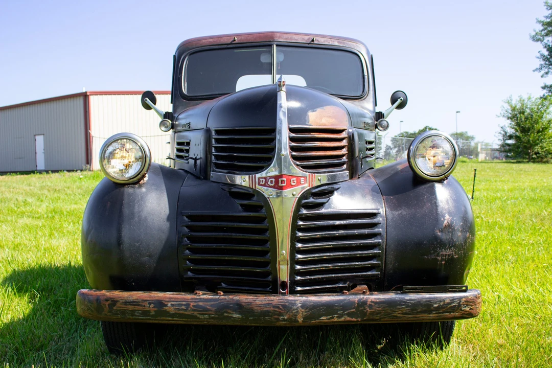 1946 Dodge T/V/W Series - Image 11 of 31