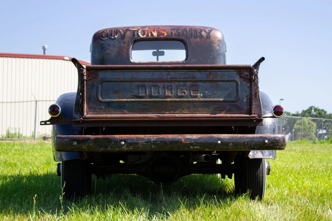1946 Dodge T/V/W Series - Image 5 of 31