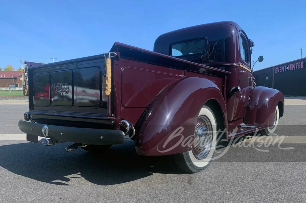 1946 Ford Pickup (1940-1947) - Image 5 of 6