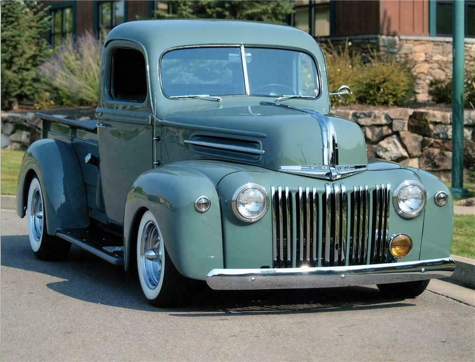 1946 Ford Pickup (1940-1947) - Image 2 of 5