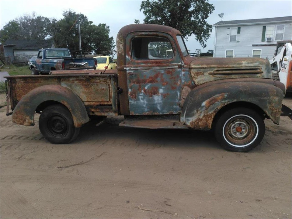 1946 Ford Pickup (1940-1947) - Image 4 of 18