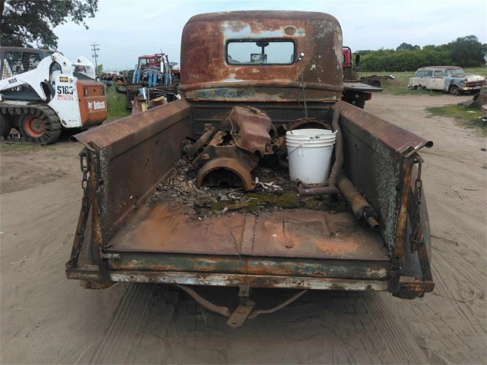 1946 Ford Pickup (1940-1947) - Image 6 of 18