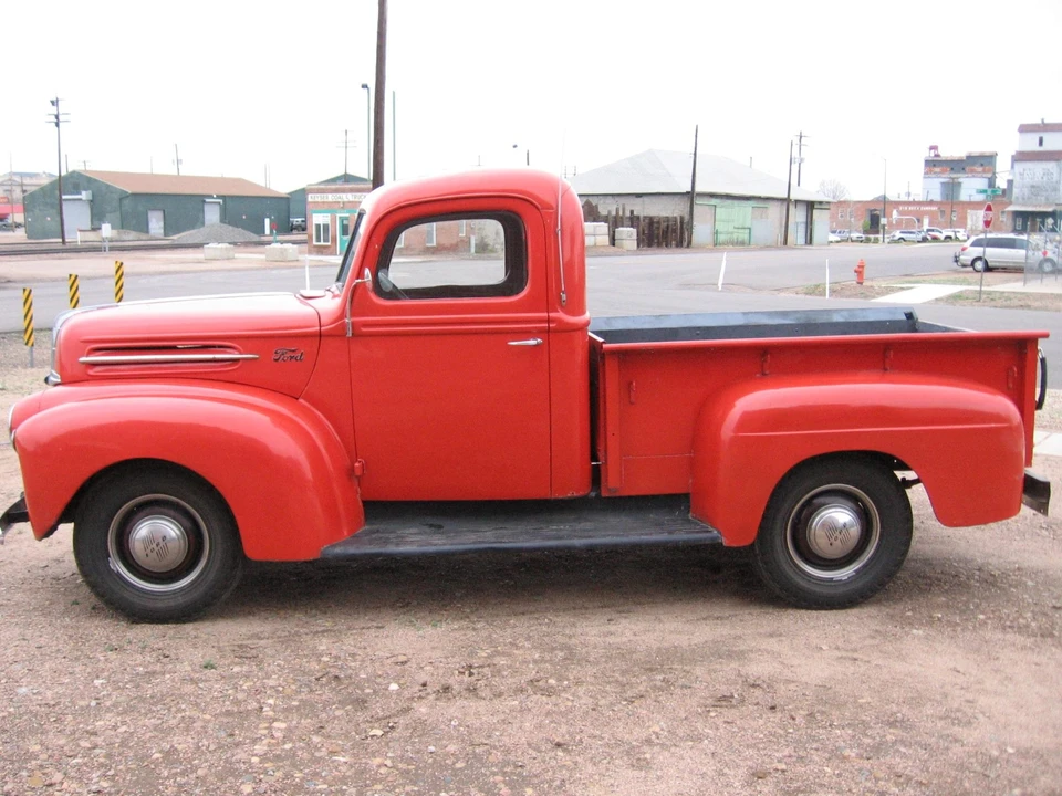 1946 Ford Pickup (1940-1947) - Image 4 of 31