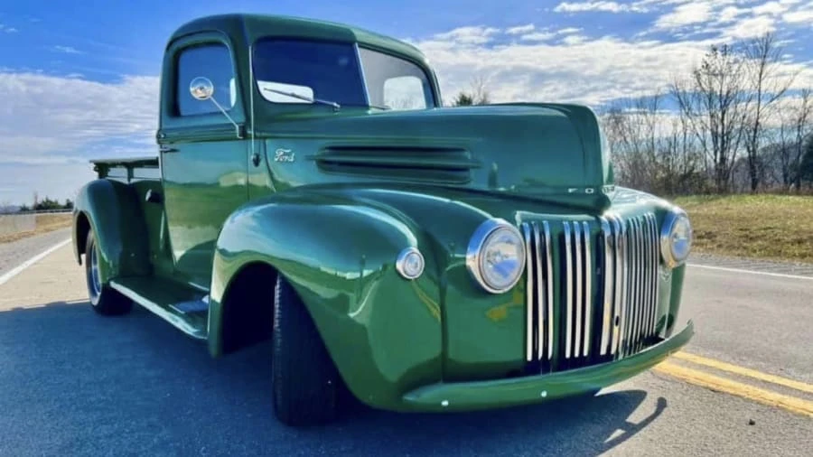 1946 Ford Pickup (1940-1947) - Image 3 of 18