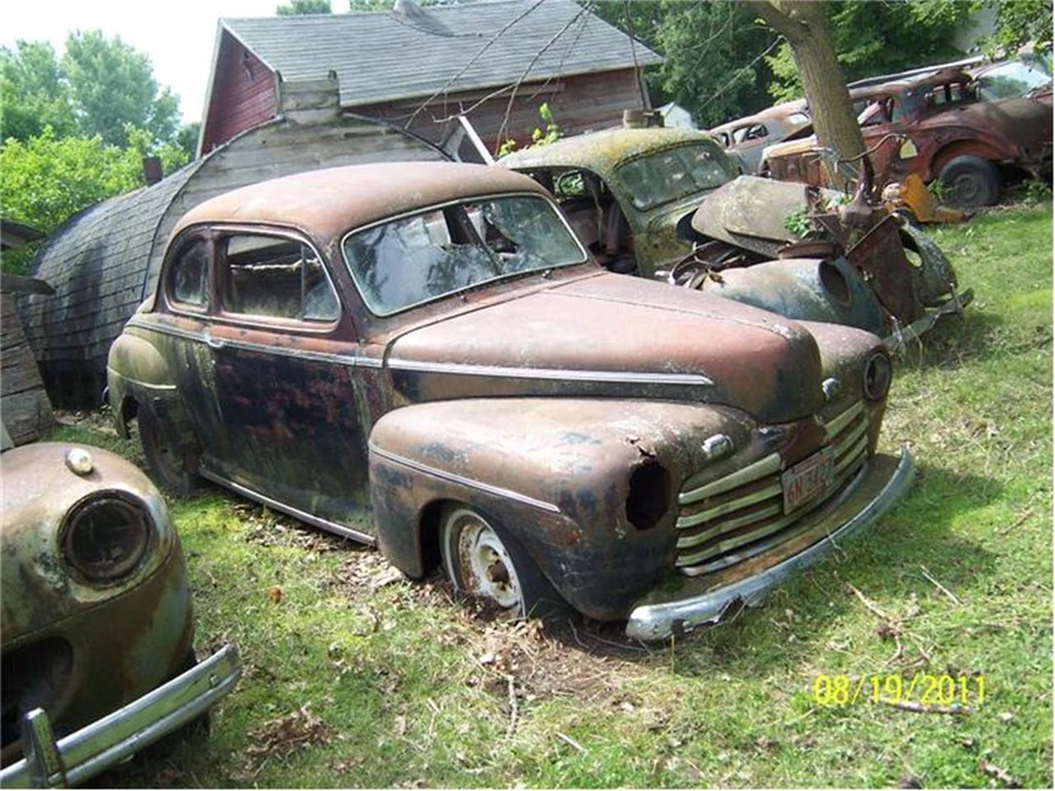 1946 Ford Standard & Deluxe & Super Deluxe - Image 12 of 12