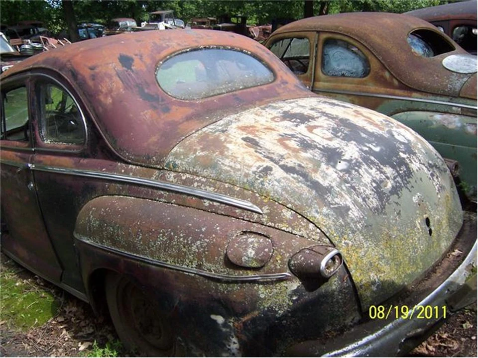 1946 Ford Standard & Deluxe & Super Deluxe - Image 2 of 12