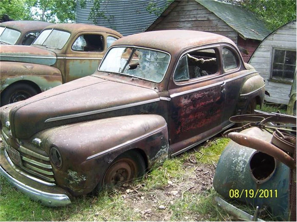 1946 Ford Standard & Deluxe & Super Deluxe - Image 3 of 12