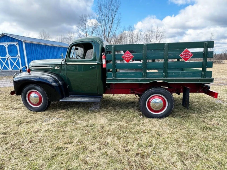 1946 Ford Pickup (1940-1947) - Image 22 of 31