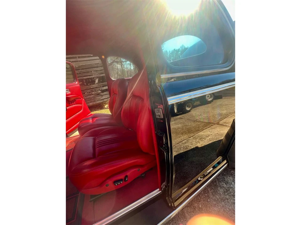 1946 Ford Standard & Deluxe & Super Deluxe - Image 27 of 31