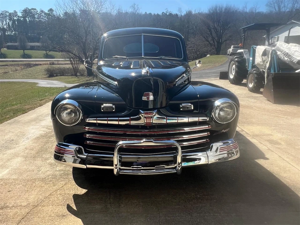 1946 Ford Standard & Deluxe & Super Deluxe - Image 2 of 31