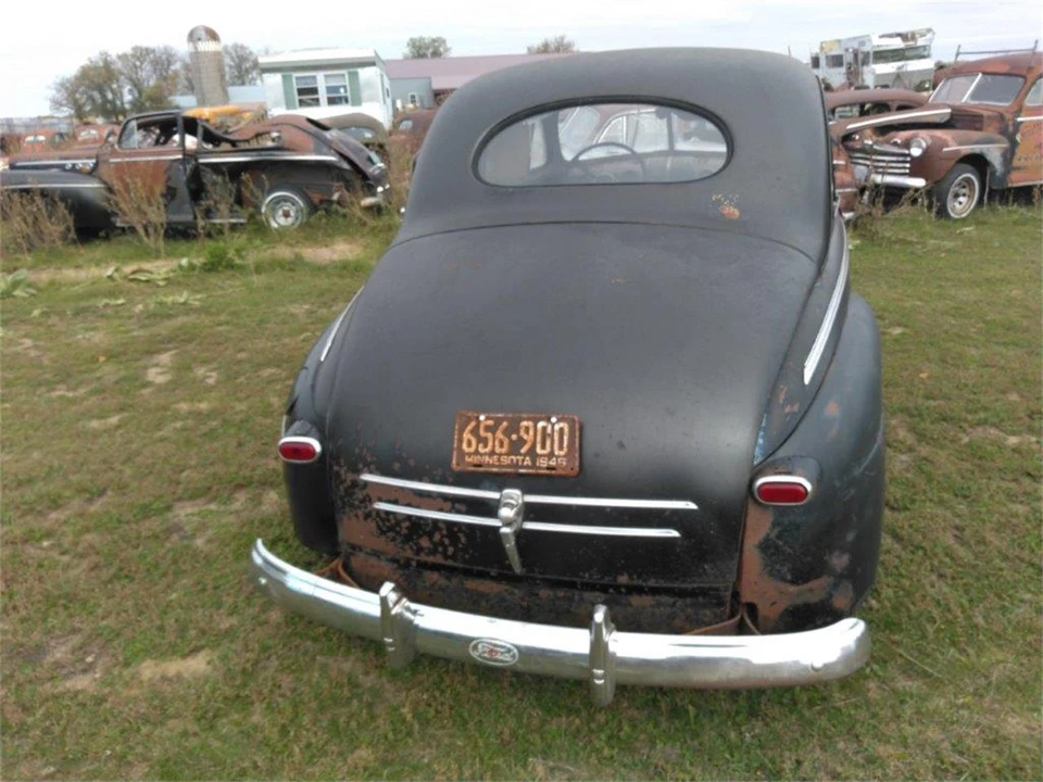 1946 Ford Standard & Deluxe & Super Deluxe - Image 3 of 15