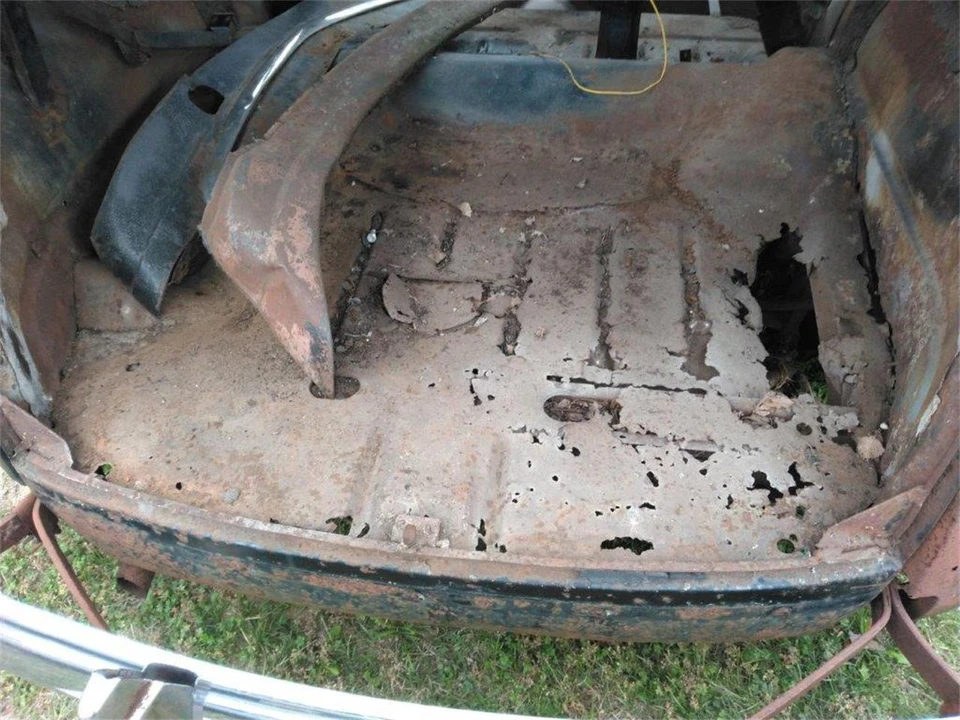 1946 Ford Standard & Deluxe & Super Deluxe - Image 14 of 15