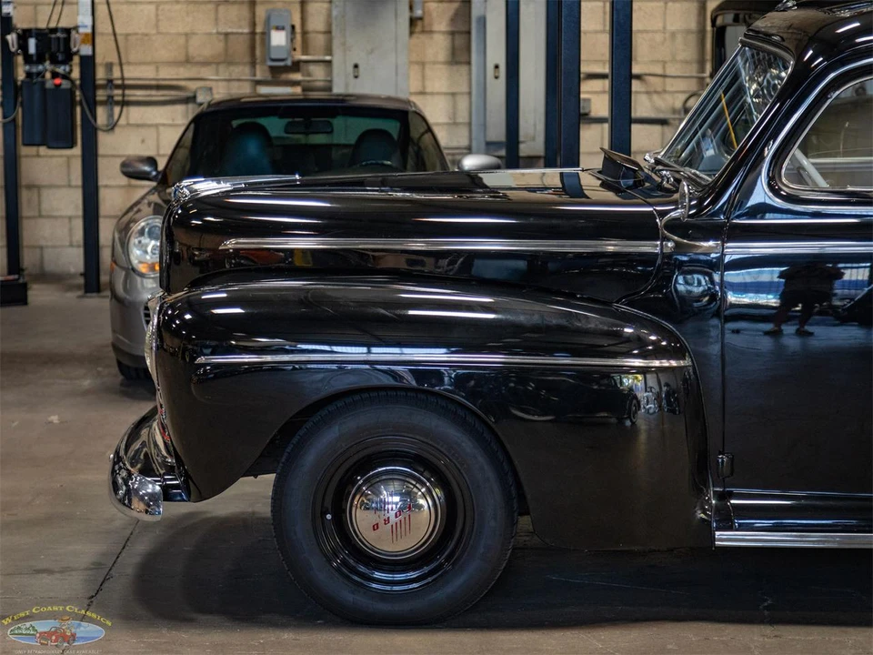 1946 Ford Standard & Deluxe & Super Deluxe - Image 2 of 31