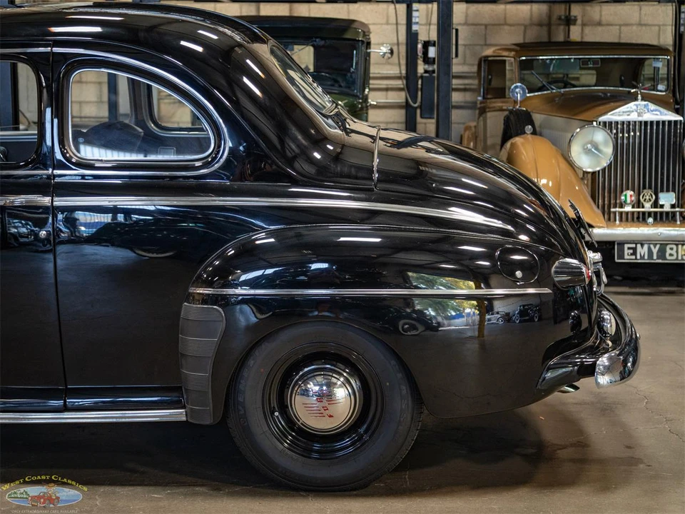1946 Ford Standard & Deluxe & Super Deluxe - Image 4 of 31