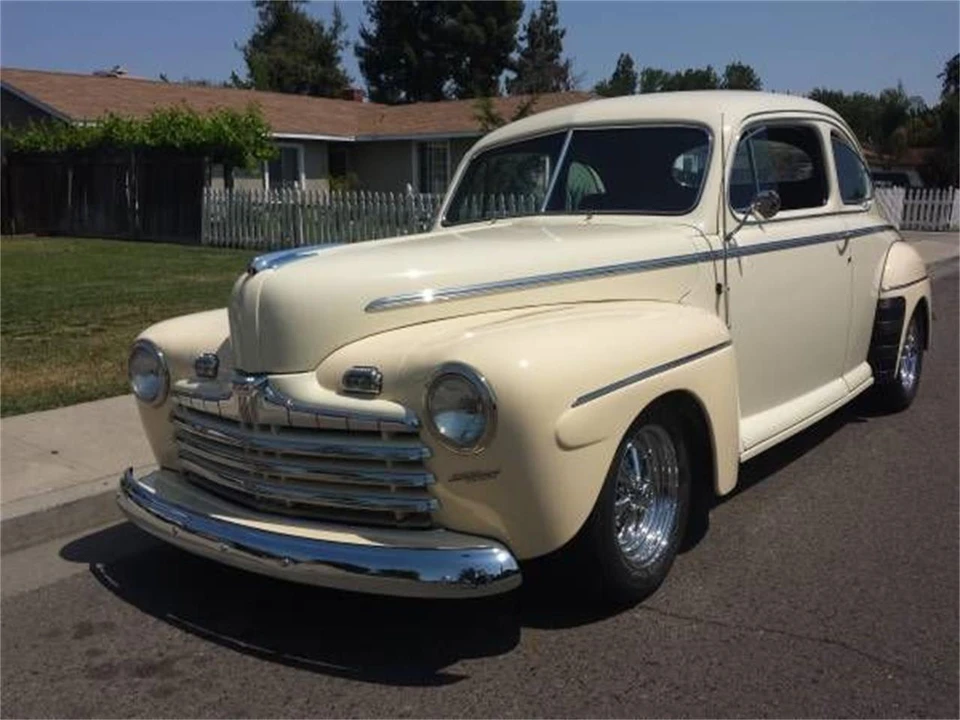 1946 Ford Standard & Deluxe & Super Deluxe - Image 4 of 7