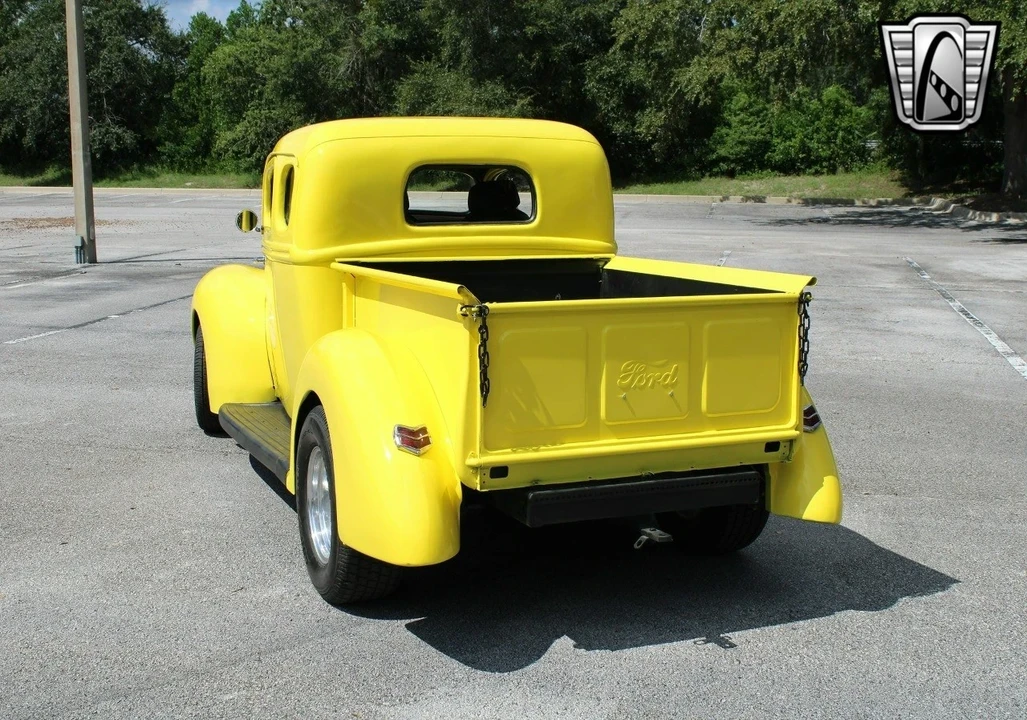 1946 Ford Pickup (1940-1947) - Image 8 of 12
