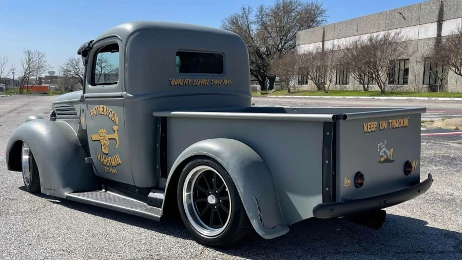 1946 Ford Pickup (1940-1947) - Image 3 of 12