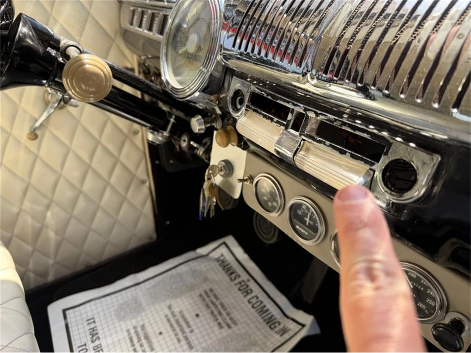 1946 Ford Standard & Deluxe & Super Deluxe - Image 20 of 31