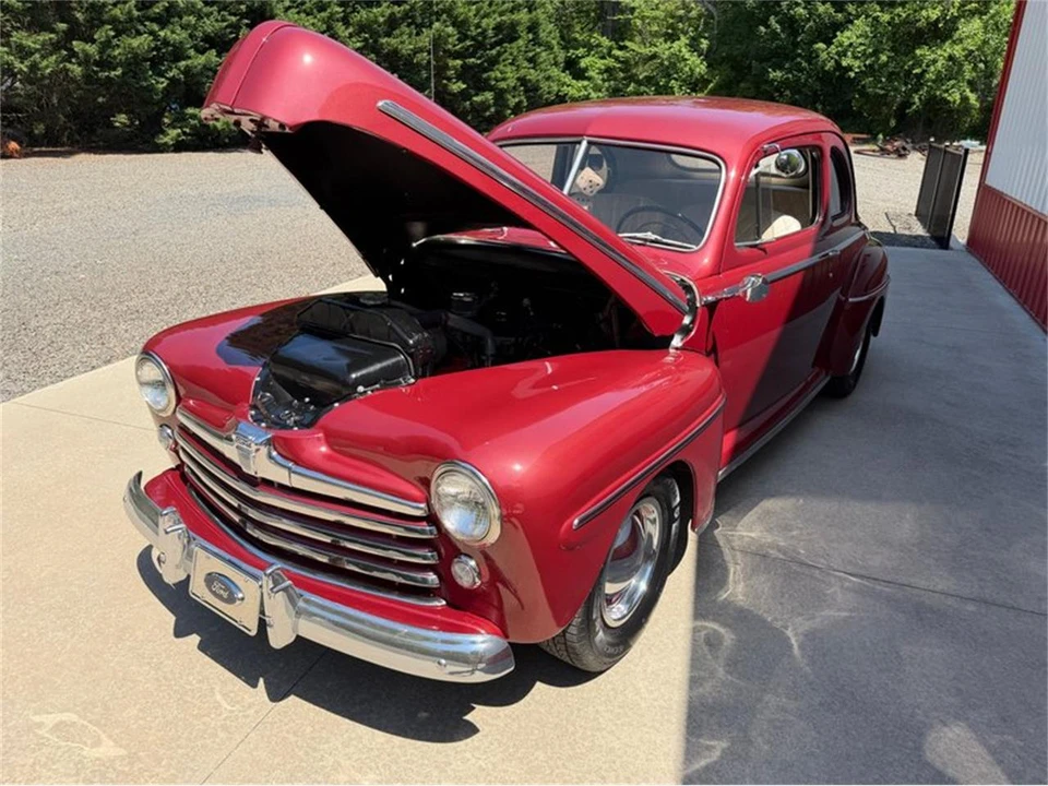 1946 Ford Standard & Deluxe & Super Deluxe - Image 14 of 31