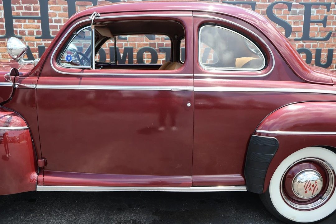 1946 Ford Standard & Deluxe & Super Deluxe - Image 10 of 21
