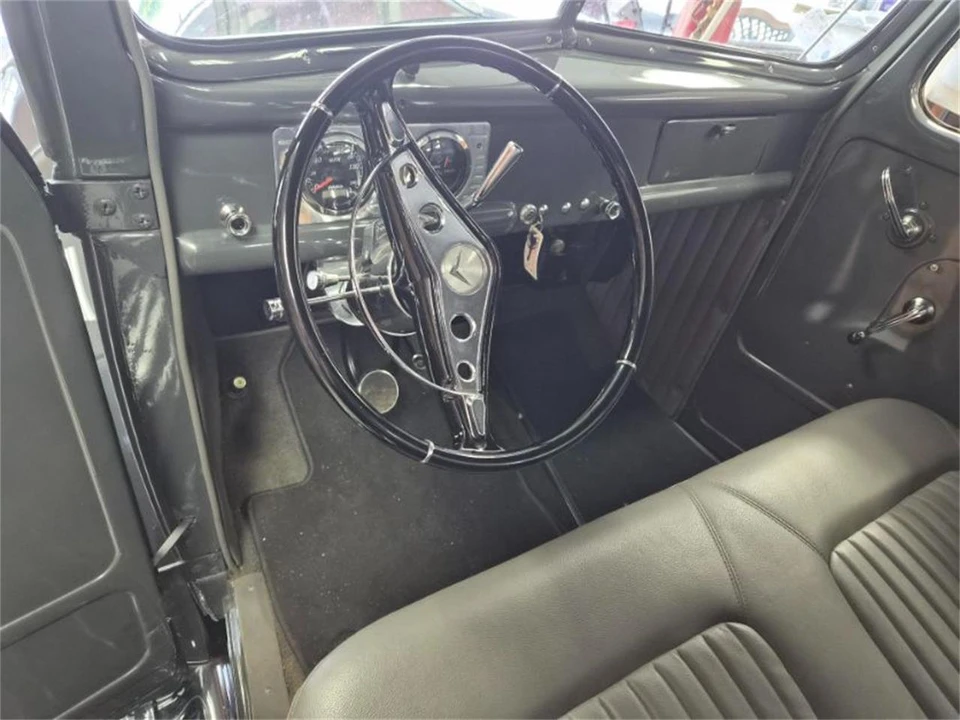 1946 Ford Pickup (1940-1947) - Image 9 of 16
