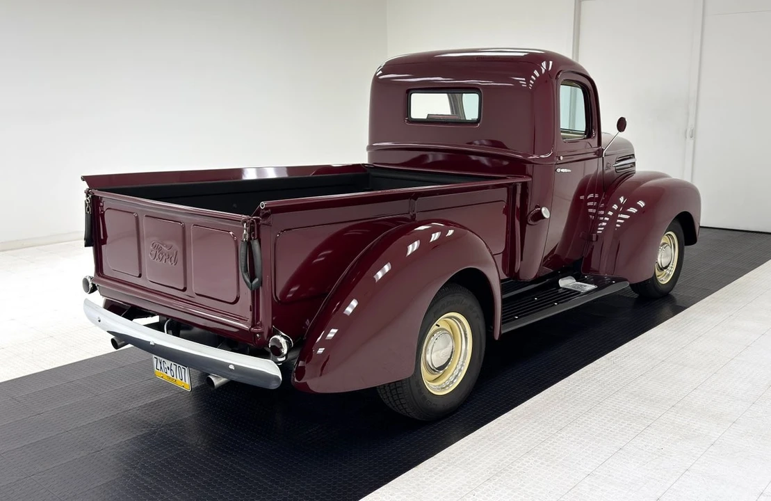 1946 Ford Pickup (1940-1947) - Image 5 of 12