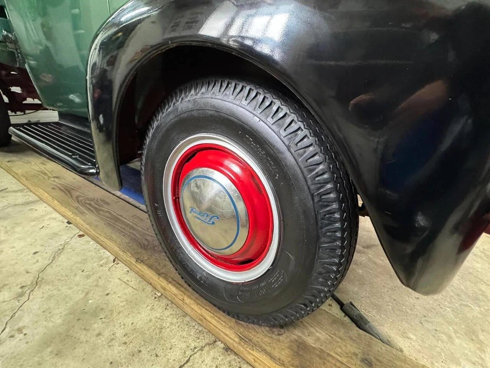 1946 Ford F-Series - Image 10 of 17