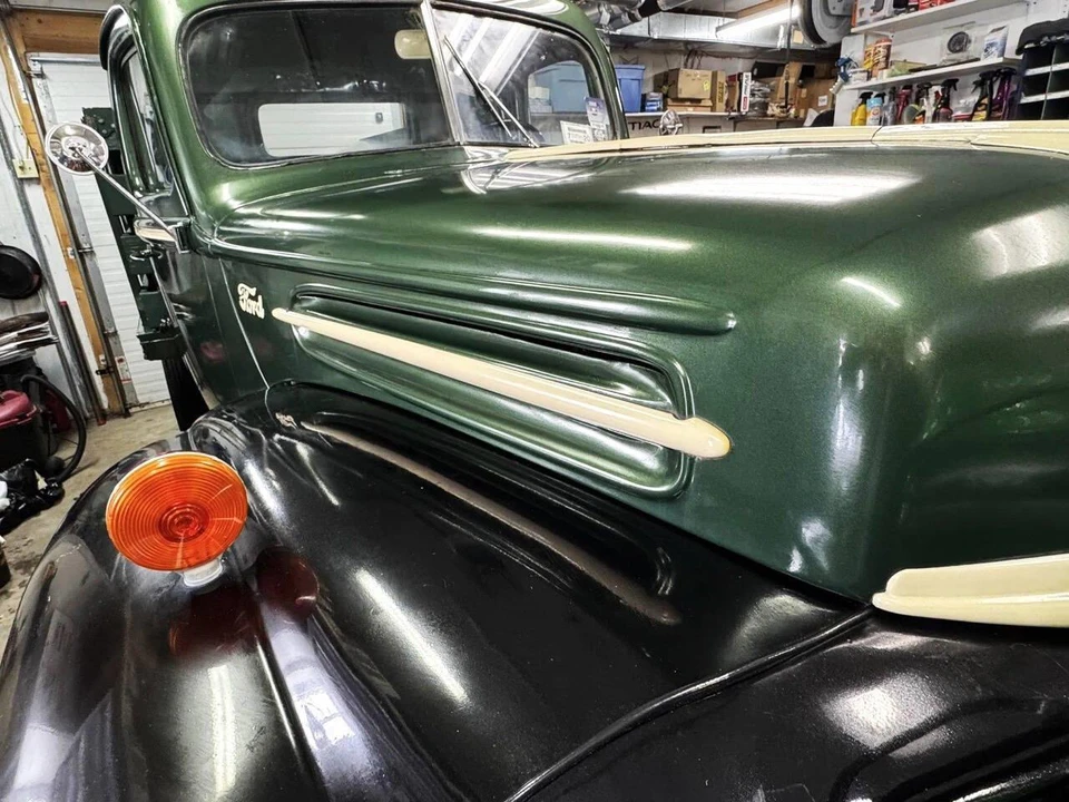 1946 Ford F-Series - Image 13 of 17