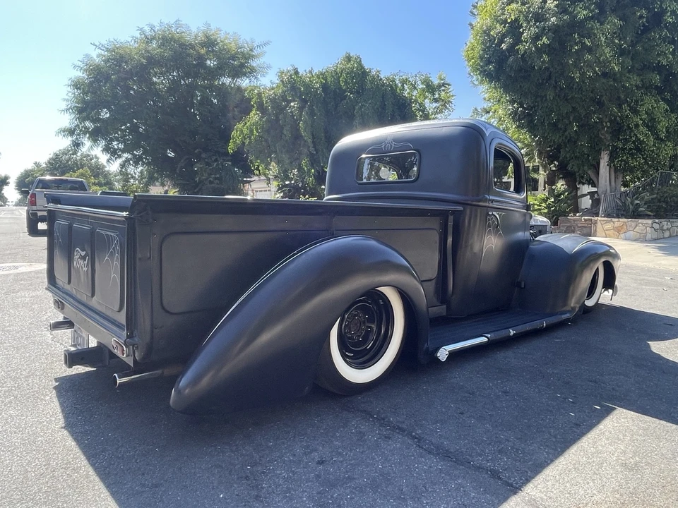 1946 Ford Standard & Deluxe & Super Deluxe - Image 4 of 24