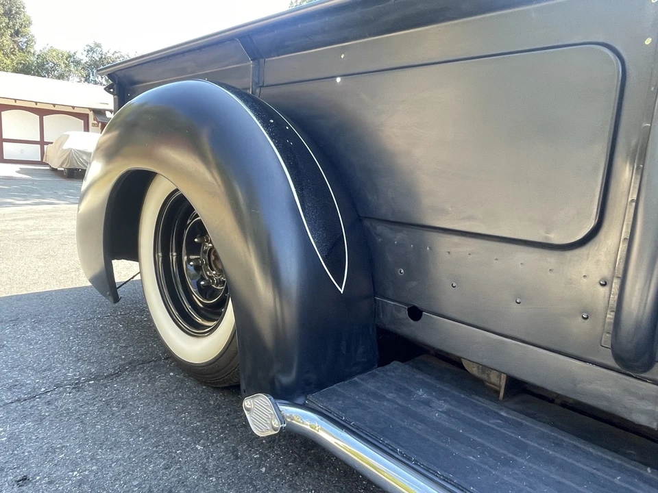 1946 Ford Standard & Deluxe & Super Deluxe - Image 6 of 24