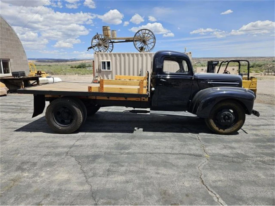 1946 Ford F-Series - Image 3 of 7