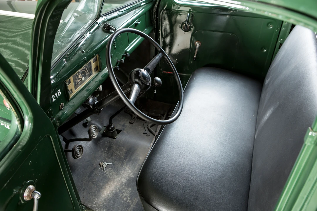 1946 Ford Pickup (1940-1947) - Image 3 of 3
