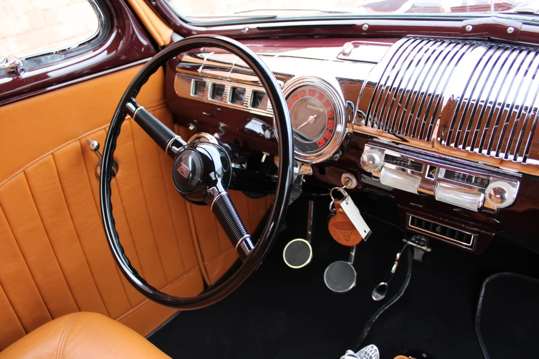 1946 Ford Standard & Deluxe & Super Deluxe - Image 11 of 31