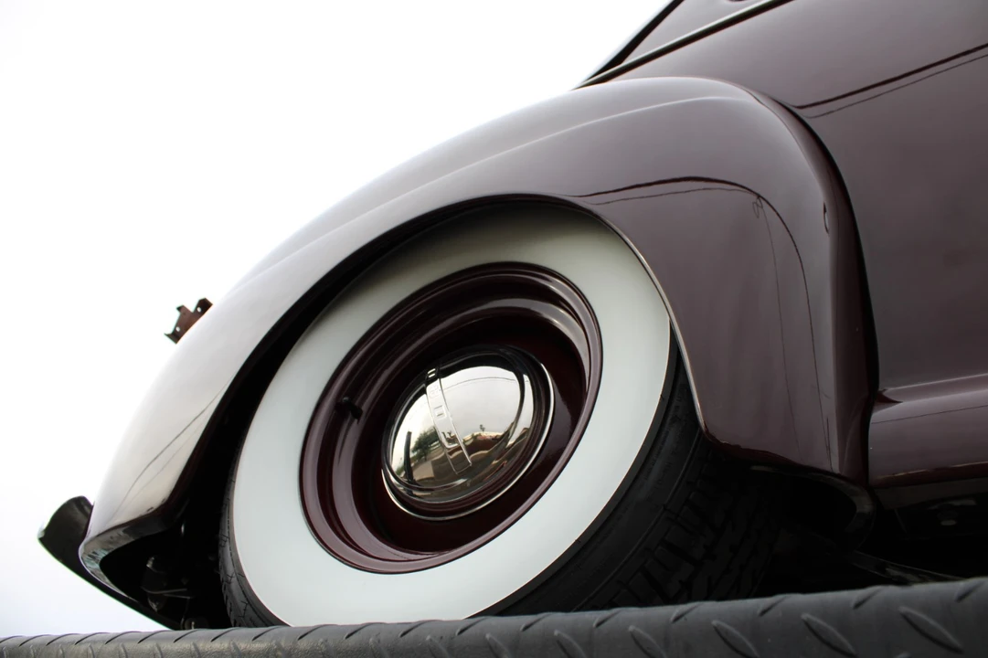 1946 Ford Standard & Deluxe & Super Deluxe - Image 31 of 31