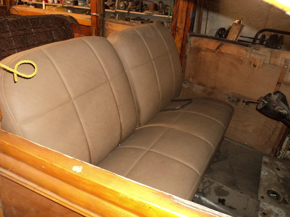 1946 Ford Standard & Deluxe & Super Deluxe - Image 11 of 21