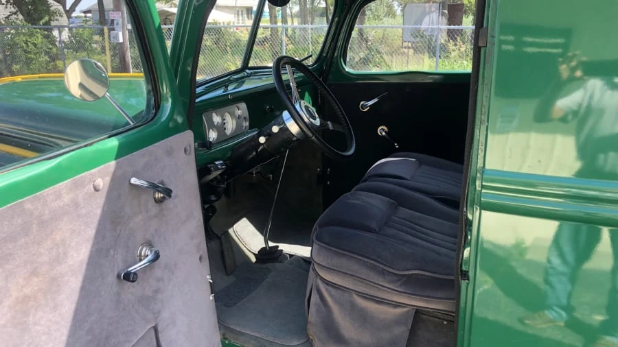 1946 Ford Pickup (1940-1947) - Image 3 of 6